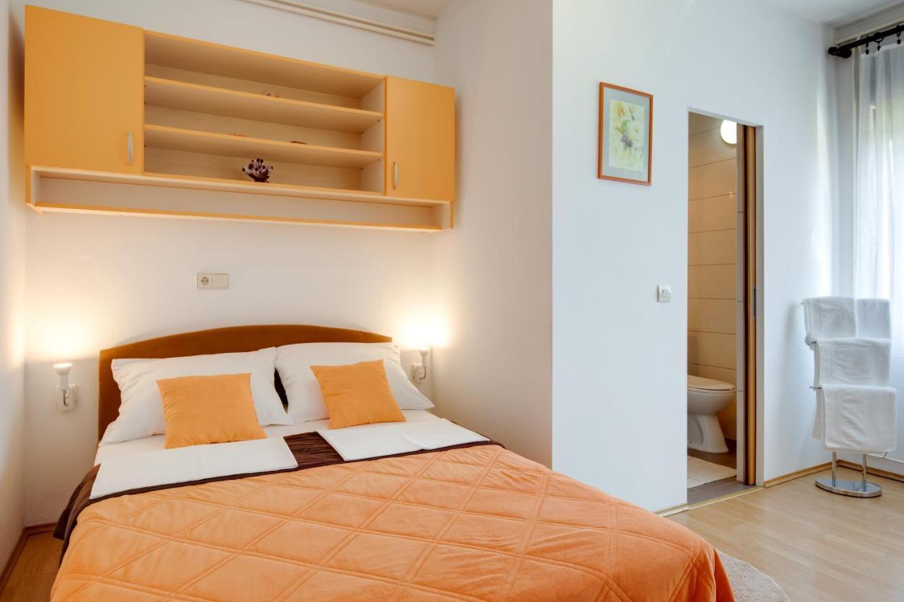 Rooms Marijana Obrovac Slunj Bagian luar foto