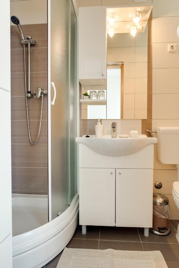 Rooms Marijana Obrovac Slunj Bagian luar foto